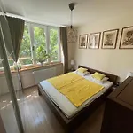 Trainstation Apartmans Pressburg-paris شقة