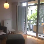 Trainstation Apartmans Pressburg-paris شقة *