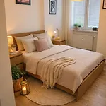 شقة Trainstation Apartmans Pressburg-paris