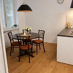 شقة Trainstation Apartmans Pressburg-paris *