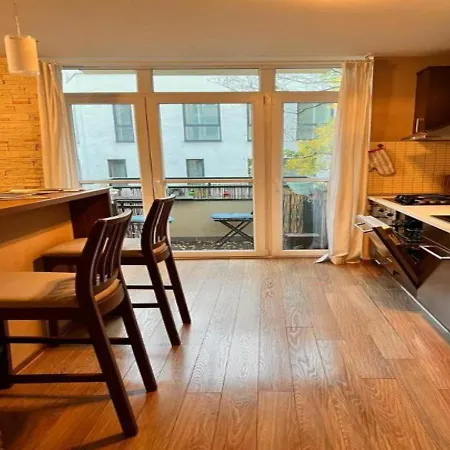 Trainstation Apartmans Pressburg-paris Братислава