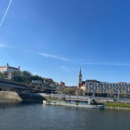 Trainstation Apartmans Pressburg-paris Апартаменты *