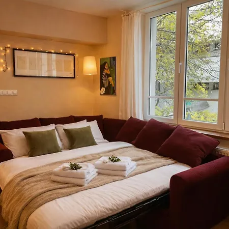 Daire Trainstation Apartmans Pressburg-paris *