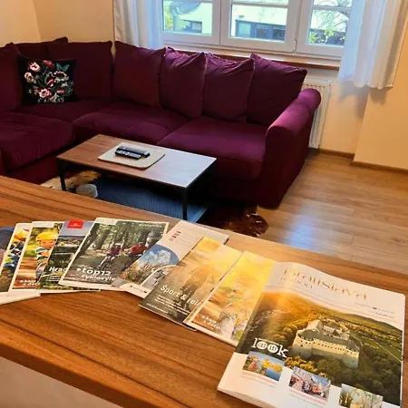 Trainstation Apartmans Pressburg-paris Apartman