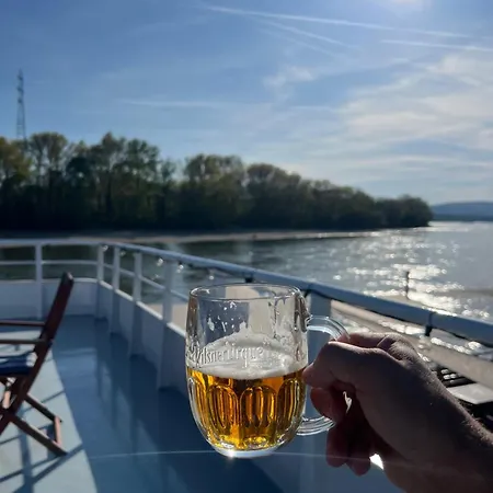 Trainstation Apartmans Pressburg-paris